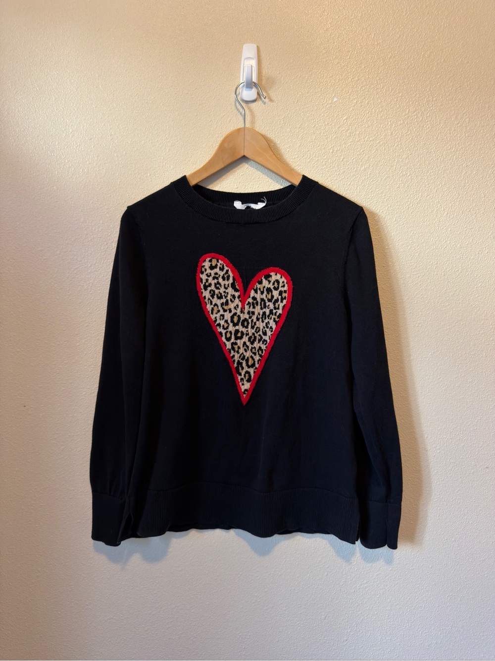 Animal Print Heart Sweater 📞🐆❤️